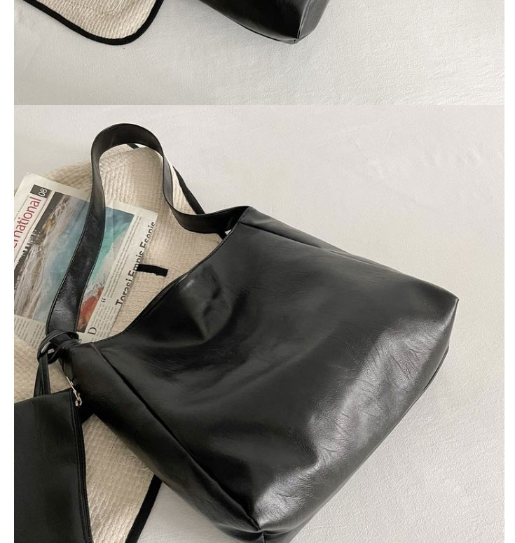 Fashion Short Shoulder Strap White Large Capacity Soft Leather Shoulder Bag,Messenger bags