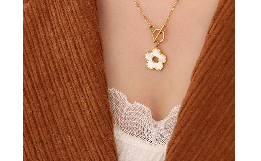 Fashion Steel Color Titanium Steel Gold-plated White Sea Shell Flower Ot Buckle Necklace,Necklaces