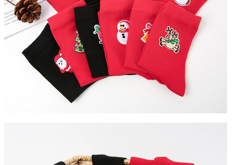 Fashion Snowflake On Red Background Cotton Christmas Embroidered Wooden Ear Socks,Fashion Socks