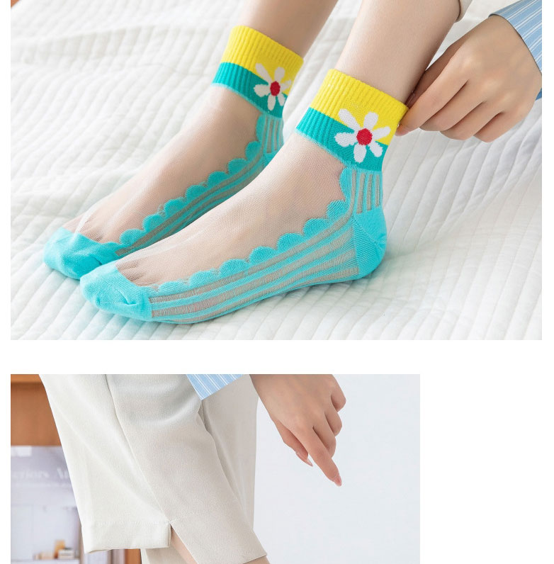 Fashion Blue Sunflower Embroidery Stockings Stitching In Tube Socks,Fashion Socks