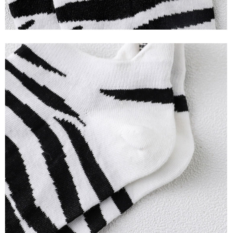 Fashion White 2 Bars Cotton Geometric Embroidered Boat Socks,Fashion Socks