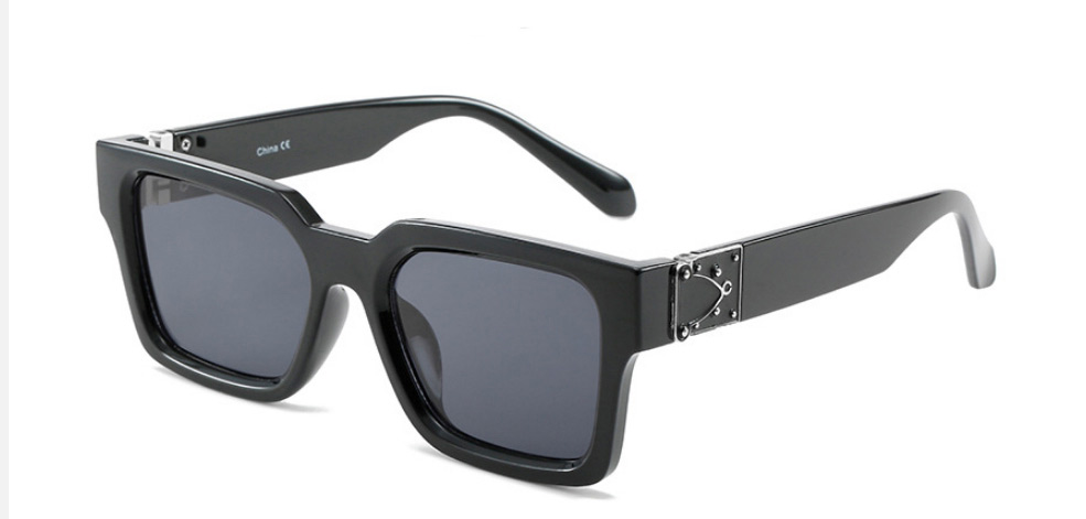 Fashion Black Frame Gray Piece (gold Coloren Accessory) Large Square Frame Sunglasses,Women Sunglasses