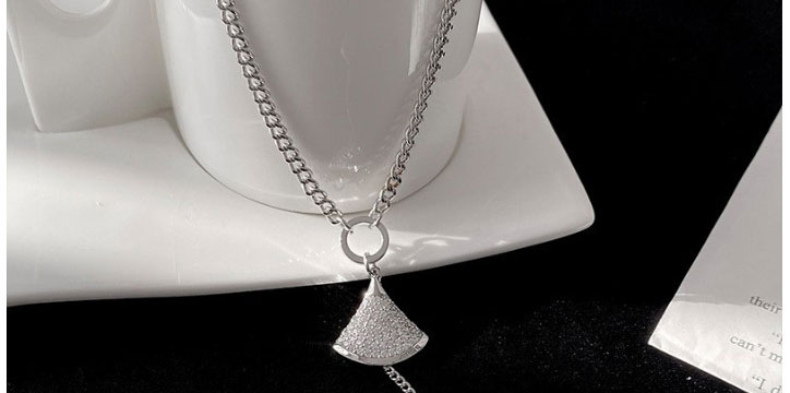 Fashion Silver Color Titanium Steel Diamond Scalloped Necklace,Necklaces