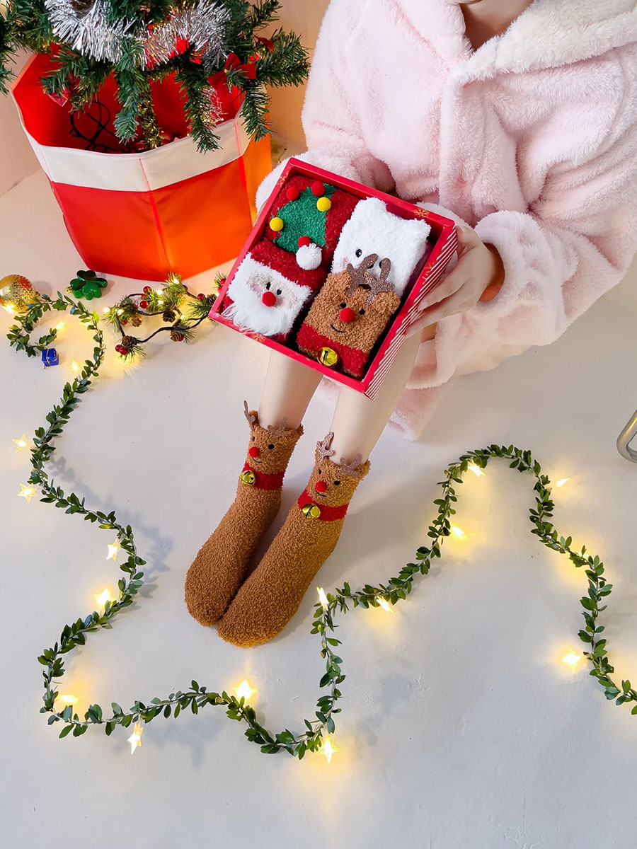 Fashion Picture Color 4 Pairs Coral Fleece Christmas Socks Set,Fashion Socks