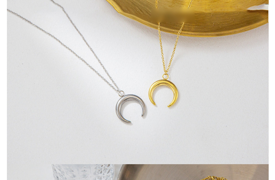Fashion Gold Titanium Steel Horn Necklace,Necklaces