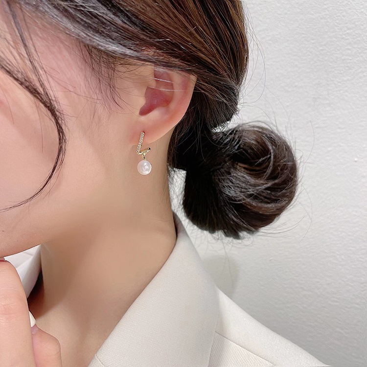 Fashion Gold Alloy Diamond Geometric Pearl Stud Earrings,Stud Earrings