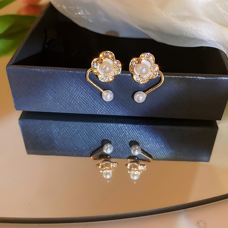 Fashion Gold Alloy Diamond Flower Stud Earrings,Stud Earrings