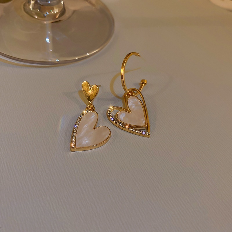 Fashion Gold Alloy Diamond Heart Asymmetrical Stud Earrings,Stud Earrings
