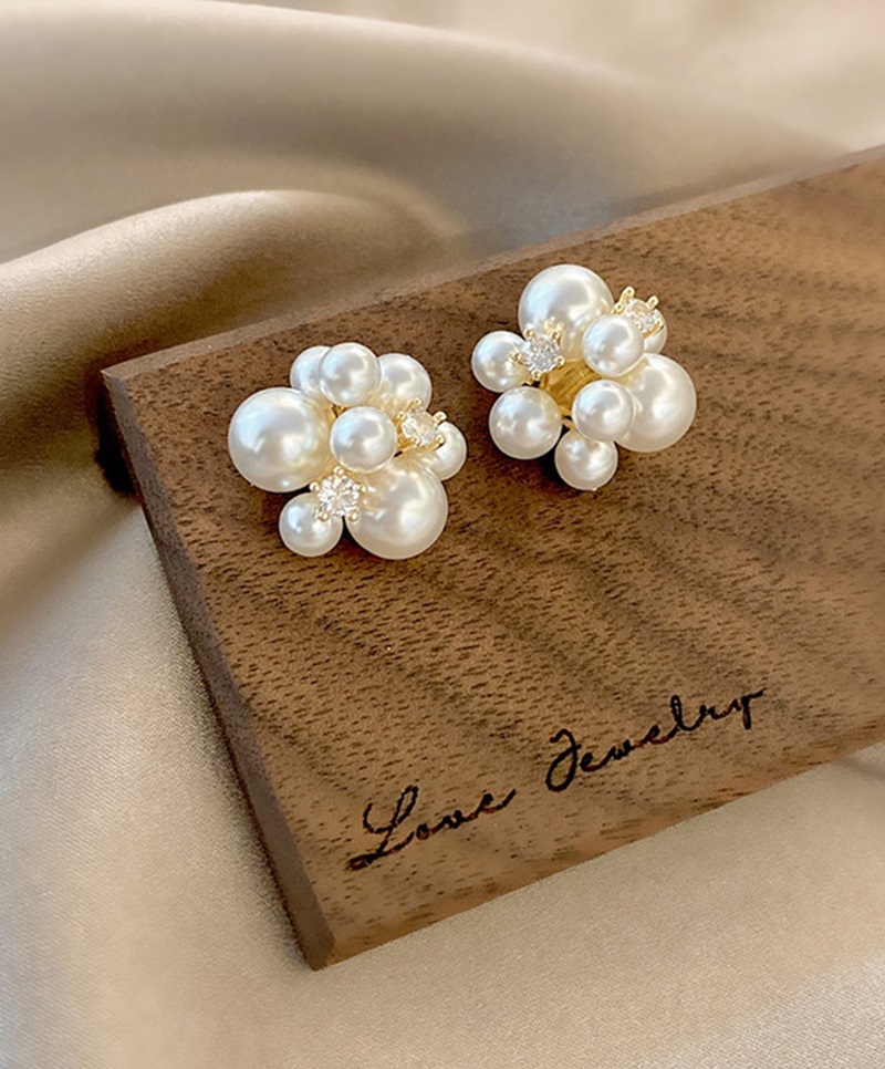 Fashion White Alloy Diamond Pearl Stud Earrings,Stud Earrings