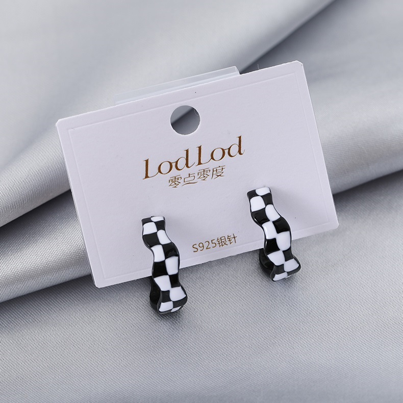 Fashion Black Alloy Checkerboard C-shaped Earrings,Stud Earrings