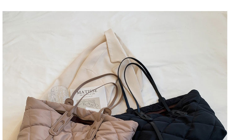 Fashion Black Large Capacity Down Shoulder Bag,Messenger bags