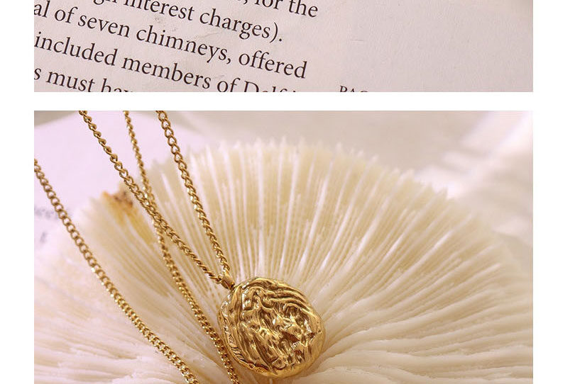 Fashion Gold Color Titanium Steel Gold-plated Three-dimensional Embossed Geometric Necklace,Necklaces