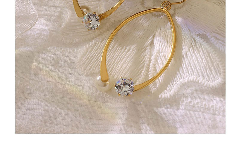 Fashion Pair Of Gold Color Earrings Titanium Steel Inlaid Zirconium Geometric Earrings,Earrings