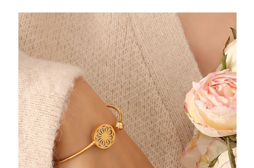 Fashion Gold Color Titanium Steel Hollow Chrysanthemum Open Bracelet,Bracelets
