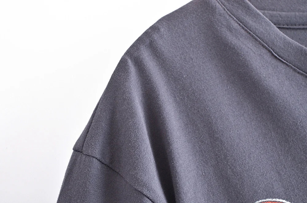 Fashion Dark Grey Cotton Geometric Print Round Neck Short-sleeved Top,Hair Crown