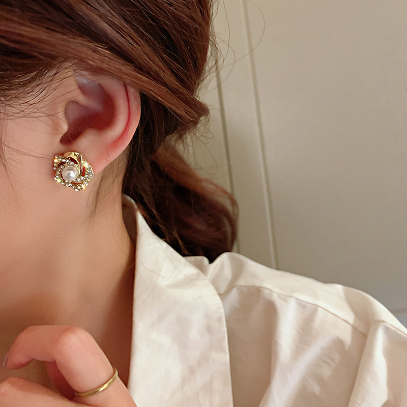 Fashion Gold Color Alloy Diamond Pearl Flower Stud Earrings,Stud Earrings