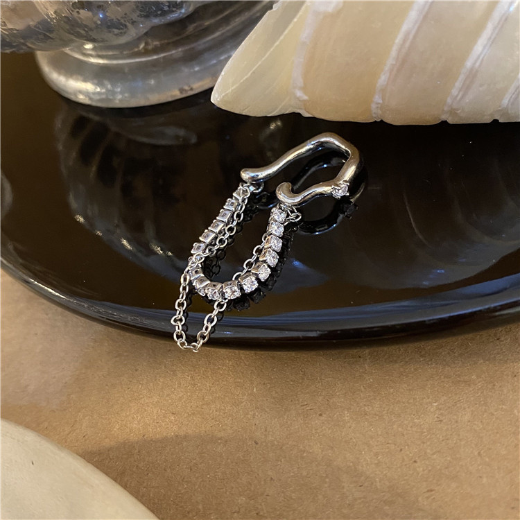Fashion Silver Color Alloy Diamond Claw Chain Tassel Stud Earrings,Stud Earrings