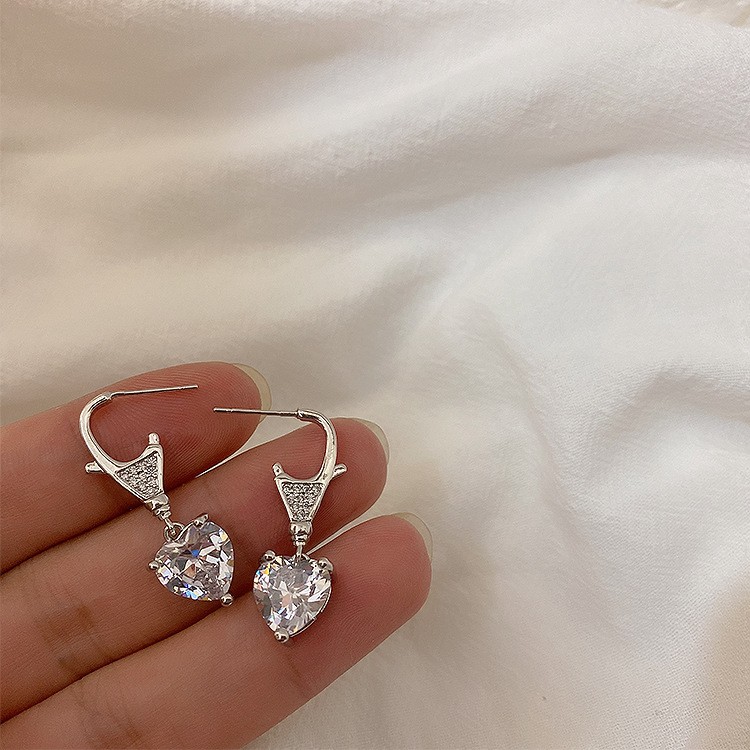 Fashion Silver Color Alloy Diamond Heart Stud Earrings,Stud Earrings