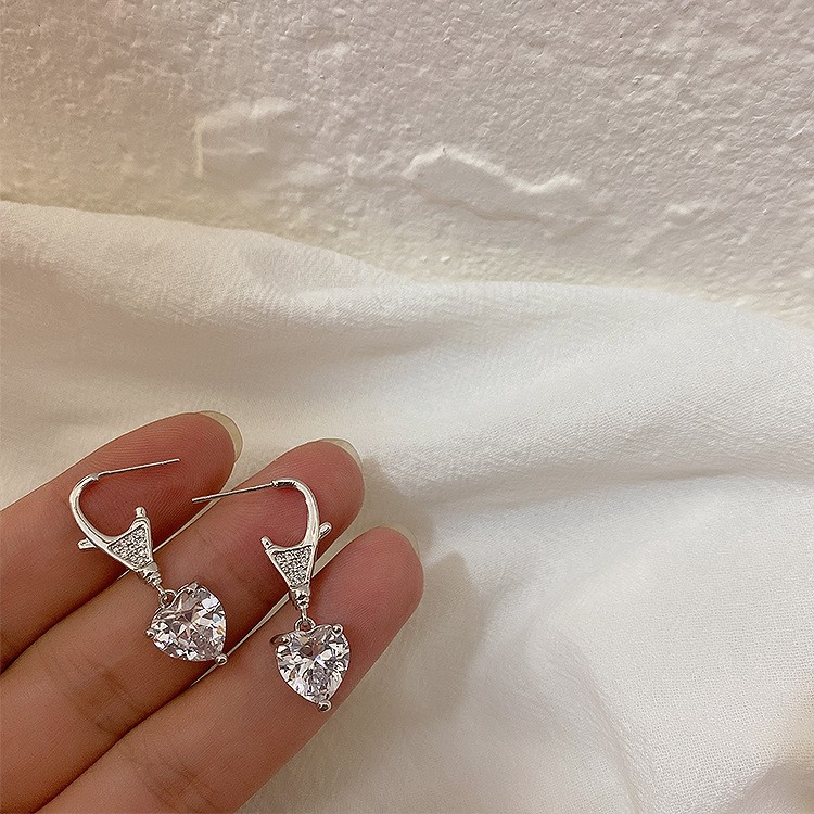 Fashion Silver Color Alloy Diamond Heart Stud Earrings,Stud Earrings