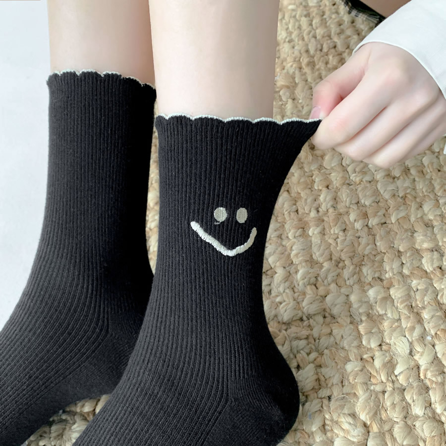 Fashion Six Pairs And One Pack Wavy Socks Smiley Embroidered Socks,Fashion Socks