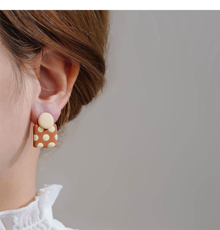 Fashion Khaki Polka Dots Alloy Polka Dot Square Stud Earrings,Stud Earrings