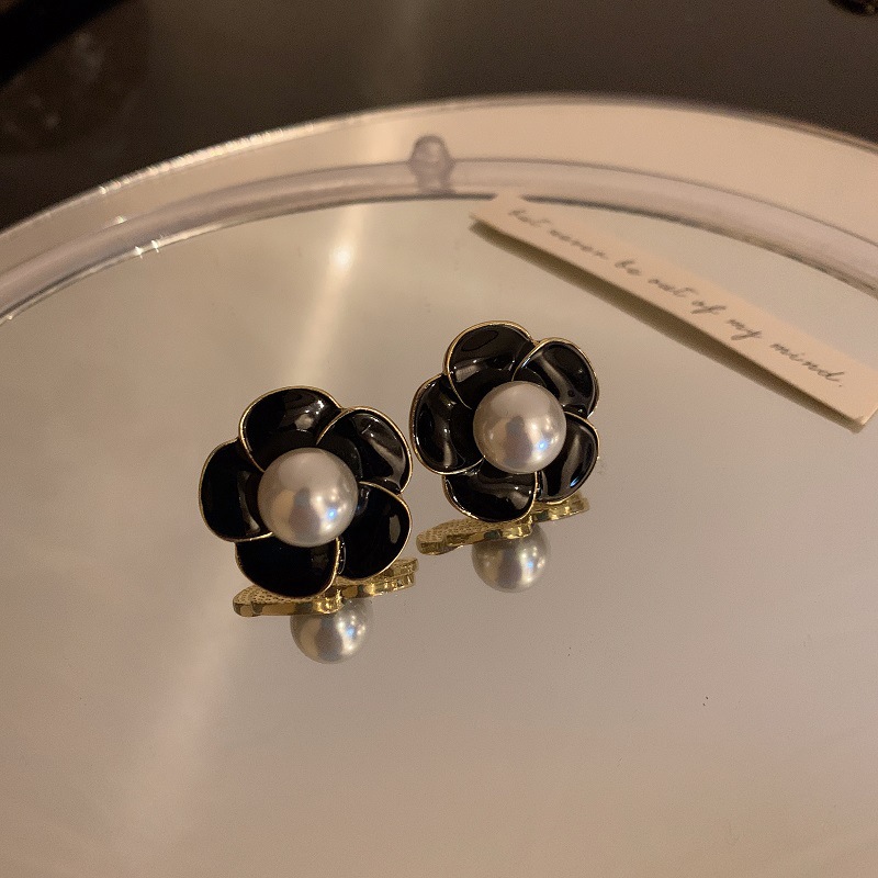 Fashion Black Alloy Pearl Flower Stud Earrings,Stud Earrings