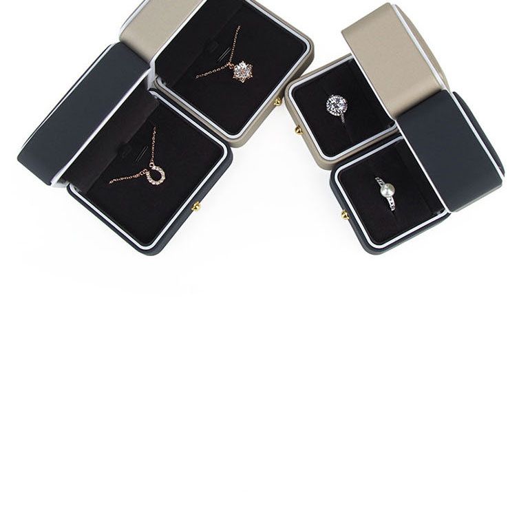 Fashion No. 1 Black Pendant Box Round Corner Pu Snap Jewelry Box,Jewelry Packaging & Displays