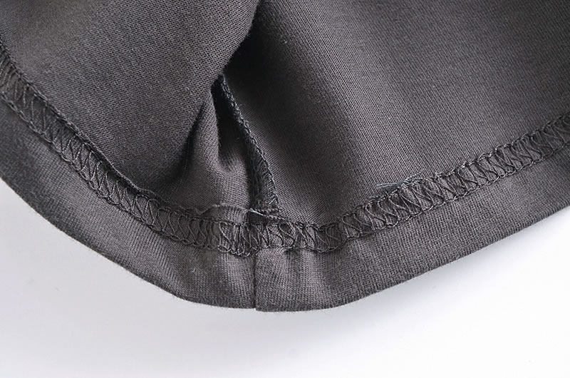 Fashion Dark Grey Cotton Print Crew Neck Short Sleeves,Hair Crown