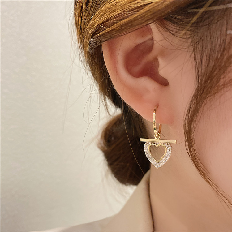 Fashion Gold Alloy Diamond Heart Earrings,Hoop Earrings