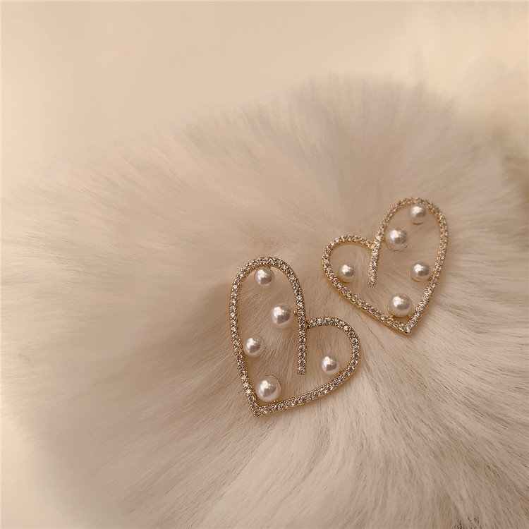 Fashion Gold Alloy Diamond Pearl Heart Stud Earrings,Stud Earrings