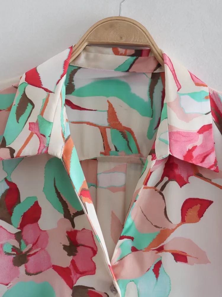 Fashion Color Satin-print V-neck Lapel Shirt,Blouses