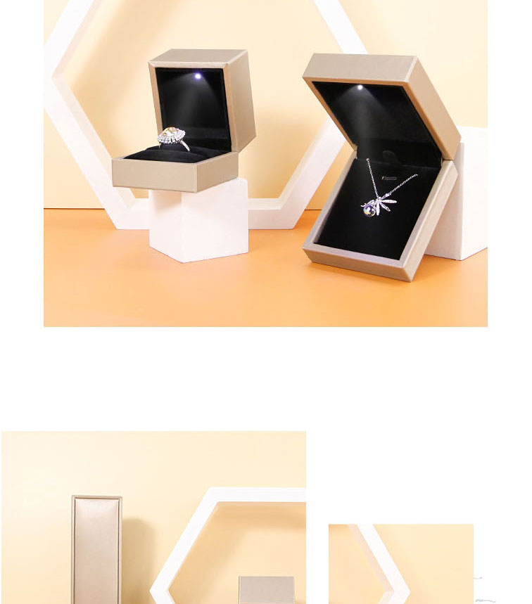 Fashion Brushed Leather Led Silver Color Pendant Box Brushed Leather Led Geometric Ring Case (with Electronics),Jewelry Packaging & Displays