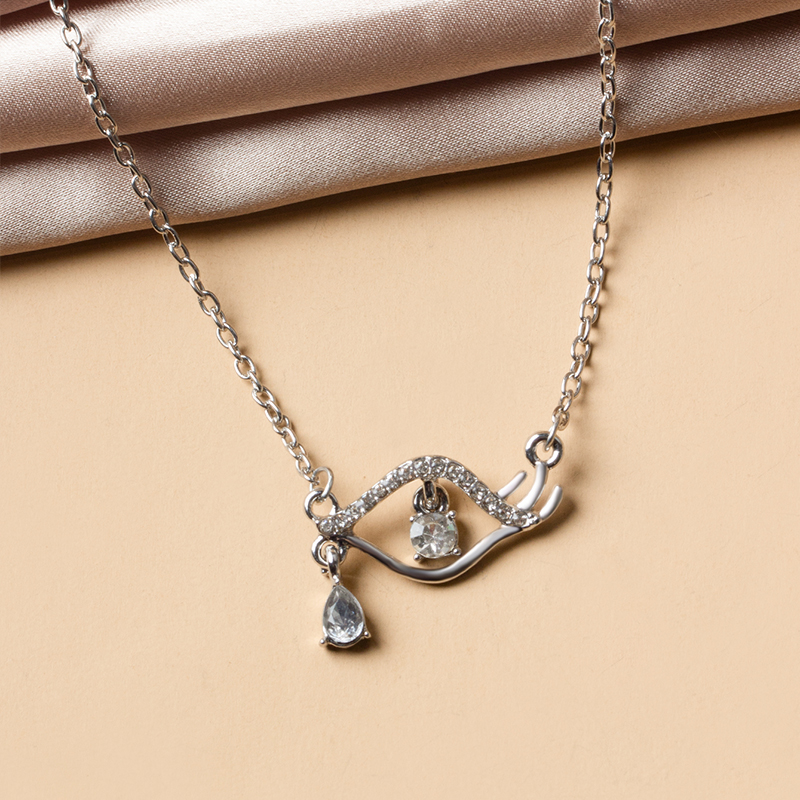 Fashion Silver Alloy Diamond Eye Necklace,Pendants