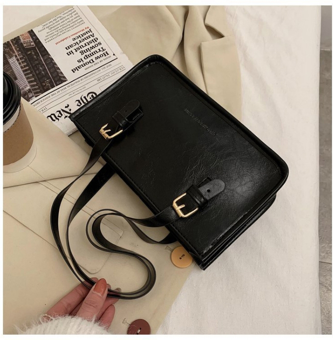Fashion Brown Oil Wax Leather Belt Buckle One-shoulder Armpit Bag,Messenger bags