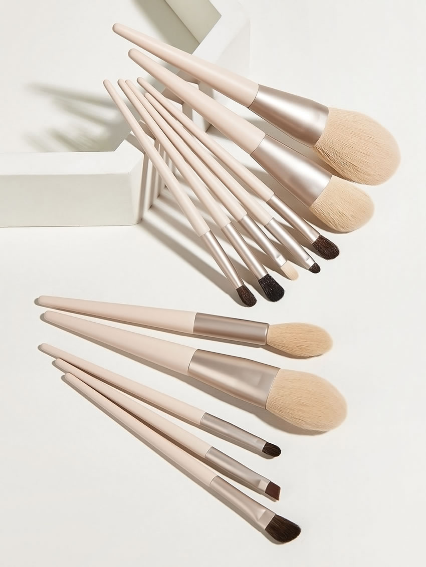 Fashion Morandi Set Of 12 Nylon Hair Makeup Brushes With Wooden Handle,Beauty tools