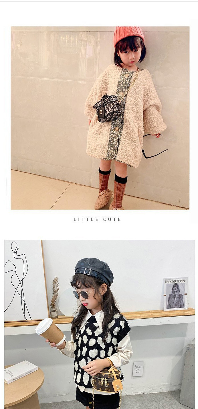 Fashion Black Letter Print Chain Childrens One-shoulder Messenger Bag,Shoulder bags