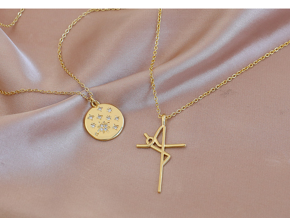 Fashion Golden Copper Inlaid Zircon Round Necklace,Necklaces