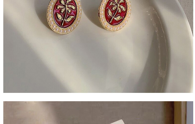 Fashion Golden Flower Pearl Alloy Geometric Earrings,Stud Earrings