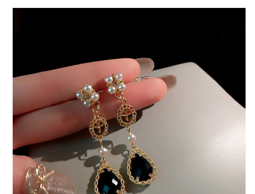 Fashion Pearl Ear-rings Pearl And Diamond Geometric Alloy Earrings,Drop Earrings