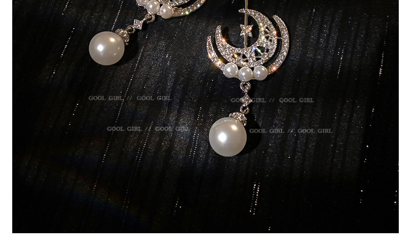 Fashion Silver Pearl Pearl And Diamond Moon Alloy Earrings,Drop Earrings