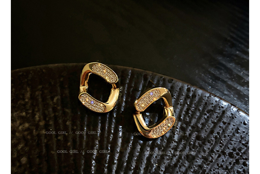 Fashion Golden Micro-set Zircon Geometric Twisted Square Earrings,Stud Earrings