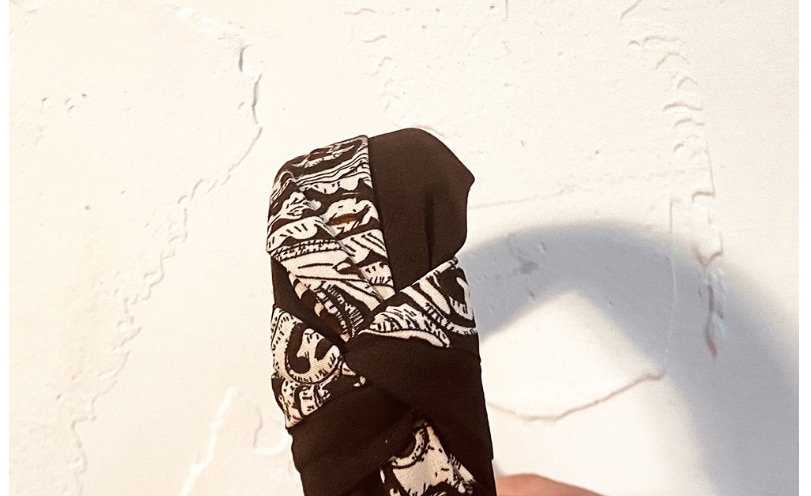 Fashion Black Stitching Abstract Pattern Knotted Headband,Head Band