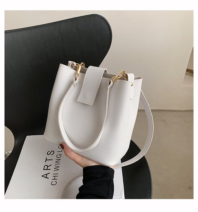 Fashion White Large Capacity Crossbody Shoulder Bag With Wide Shoulder Strap,Messenger bags
