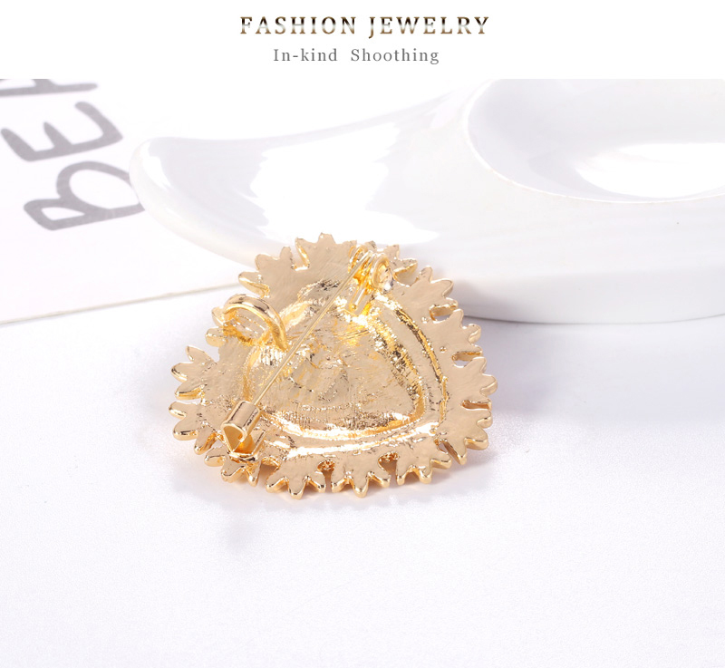 Fashion Gold Color Alloy Diamond Heart Brooch,Korean Brooches