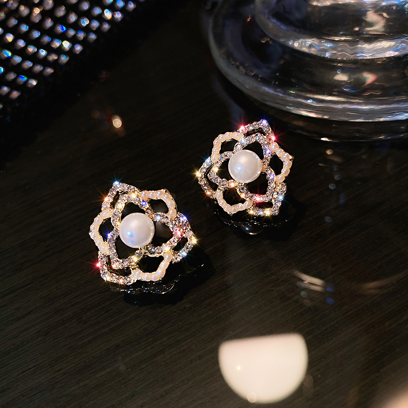 Fashion Gold Color Pearl Flower Stud Earrings,Stud Earrings