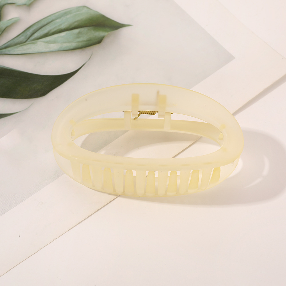 Fashion Matte Matte White Transparent Frosted Three-dimensional Oval Gripper,Hair Claws