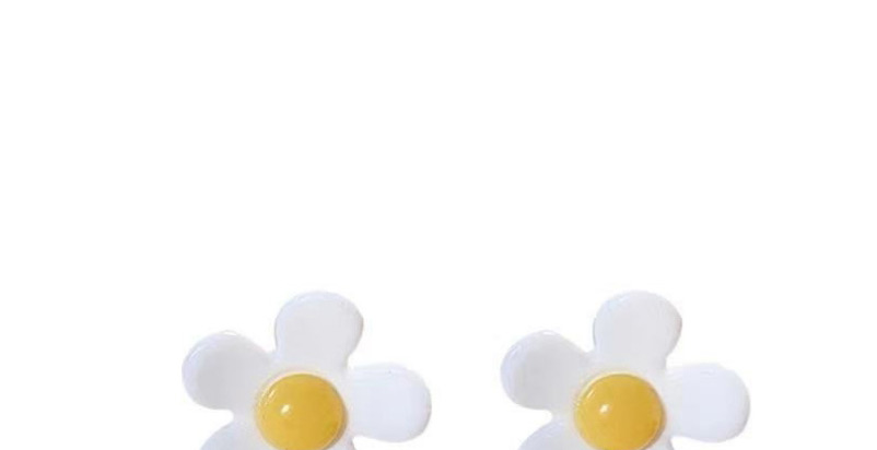 Fashion White And Yellow (1.8cm) Flower Earrings,Stud Earrings