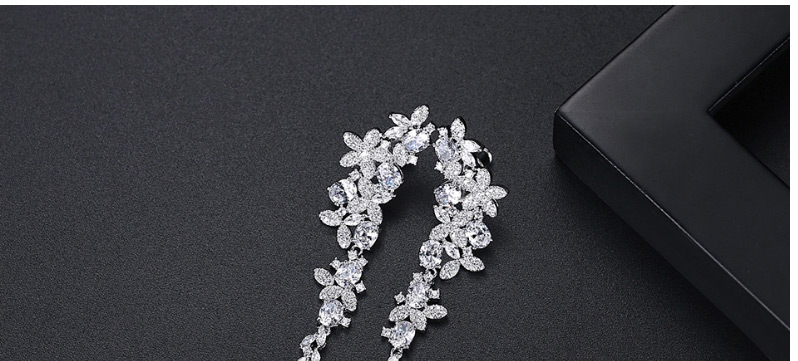Fashion Platinum Diamond Flower Tassel Earrings,Earrings