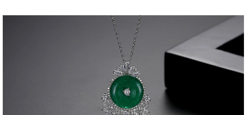 Fashion Green Copper Inlaid Zirconium Geometric Necklace,Necklaces