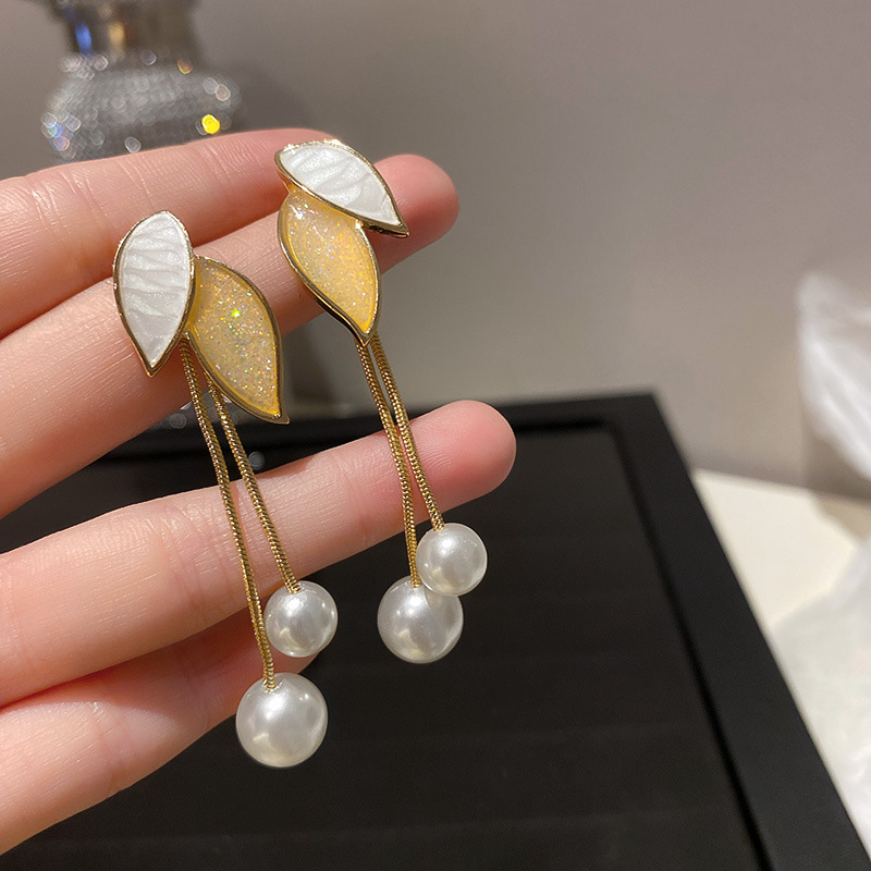 Fashion Golden Leaf Tassel Pearl Earrings,Drop Earrings